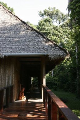 Posada_Amazonas_Entrance.jpg