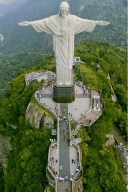 Christ_Redeemer_Front_View.jpg