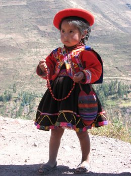 Sacred_Valley_Little_Girl.jpg